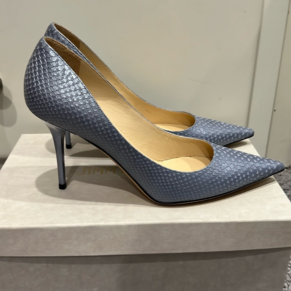 Jimmy Choo size 39 Agnes pump blue